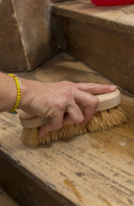 Rénovation d'un escalier en bois : 6 étapes à suivre